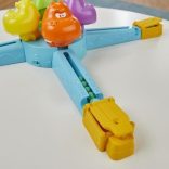 Éhes Vízilovak Katapult Társasjáték (HASBRO, E9707498)